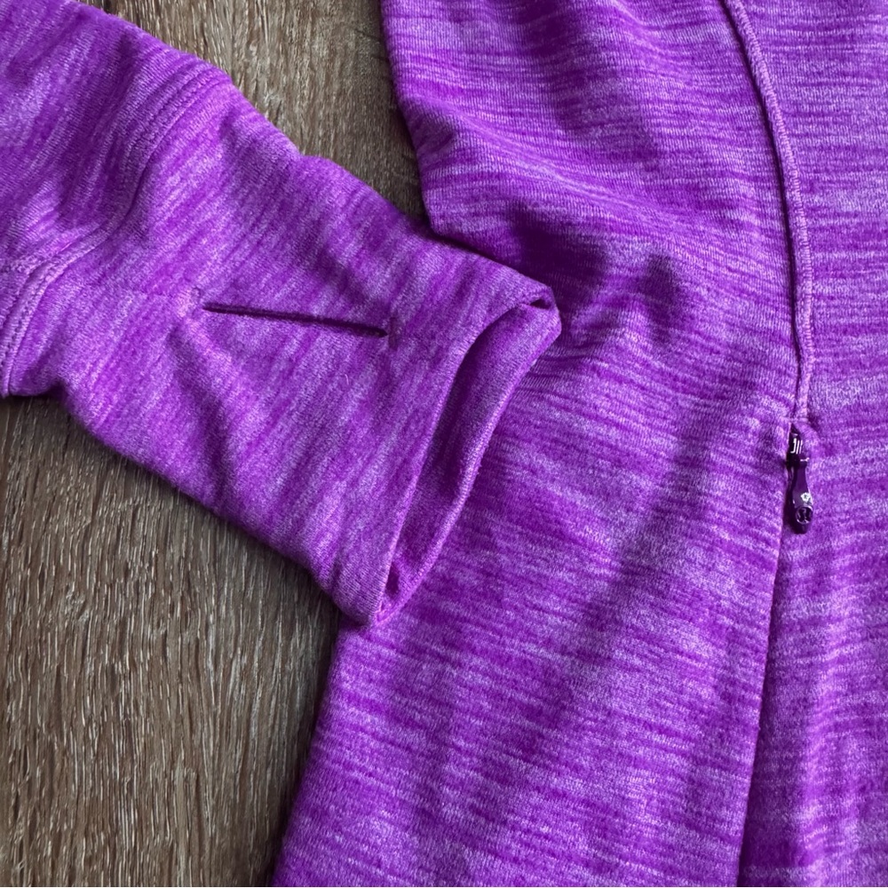 Lululemon Runderful Long Sleeve - Picture 9 of 10